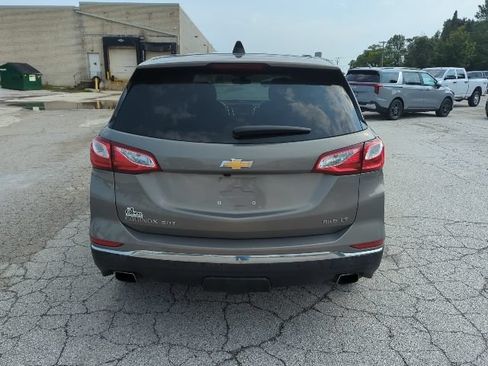 Used 2018 Chevrolet Equinox LT AWD/4WD image 3