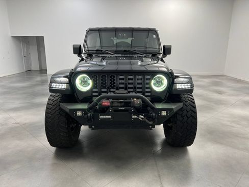 Used 2022 Jeep Wrangler Unlimited Rubicon w/ Cold Weather Group AWD/4WD image 3