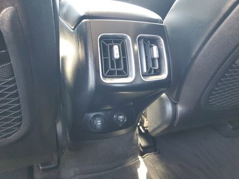 Used 2021 Kia Sorento EX w/ Panoramic Sunroof Package image 15