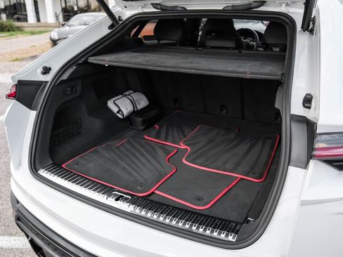 Used 2022 Lamborghini Urus AWD/4WD image 62