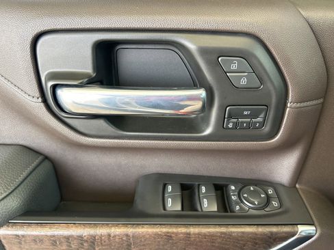 Used 2023 GMC Sierra 2500 Denali w/ Denali Ultimate Package AWD/4WD image 30