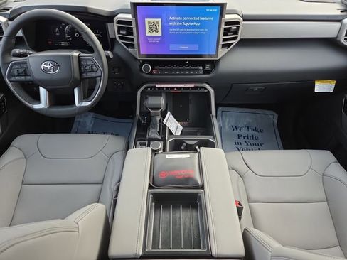 New 2026 Toyota Tundra Limited AWD/4WD image 10