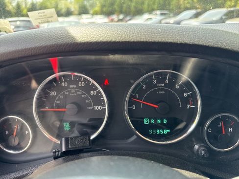 Used 2016 Jeep Wrangler Unlimited Sport w/ Quick Order Package 24S AWD/4WD image 11