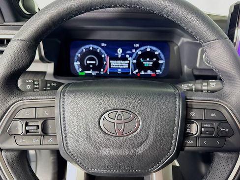 New 2026 Toyota 4Runner 4WD image 15