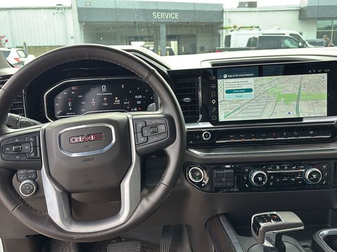 Used 2025 GMC Sierra 1500 SLT w/ SLT Premium Plus Package AWD/4WD image 16