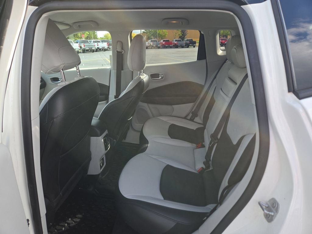 Used 2019 Jeep Compass Limited w/ Safety & Security Group AWD/4WD image 19