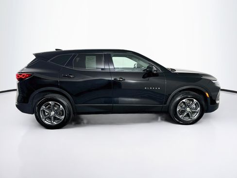 Used 2025 Chevrolet Blazer LT FWD image 10