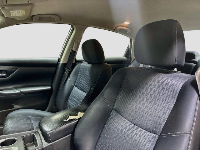 Used 2016 Nissan Altima 2.5 S w/ Power Driver Seat Package FWD image 18