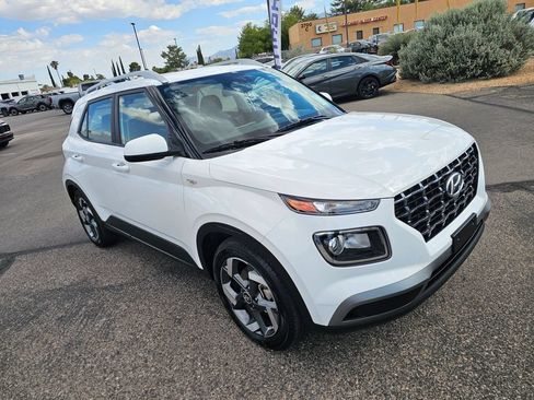 Used 2023 Hyundai Venue SEL w/ Cargo Package FWD image 8