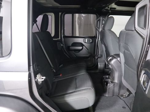 Used 2021 Jeep Wrangler Unlimited Sport image 22