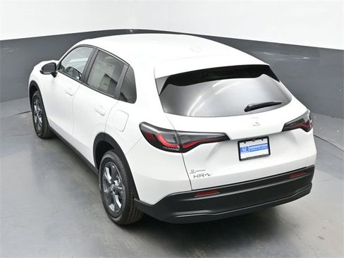 New 2026 Honda HR-V LX image 28