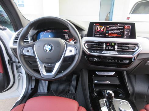 Used 2024 BMW X3 xDrive30i w/ Convenience Package image 47