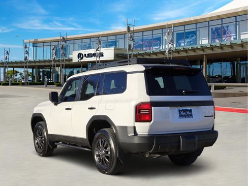 Used 2025 Toyota Land Cruiser 1958 image 4