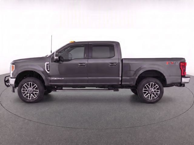 Used 2017 Ford F250 Lariat w/ Lariat Value Package AWD/4WD image 6