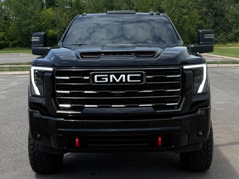 Used 2026 GMC Sierra 2500 AT4 w/ AT4 Premium Plus Package AWD/4WD image 5