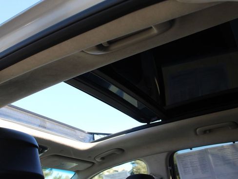 Used 2023 Genesis Electrified GV70 Advanced w/ Prestige Package image 17