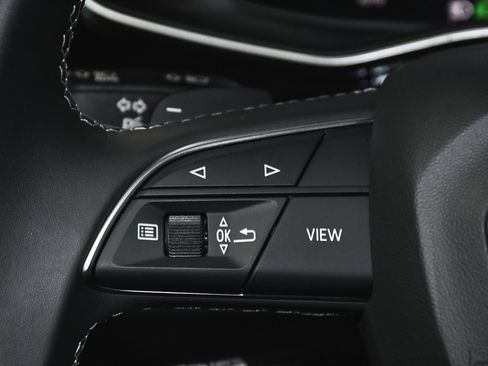 Used 2025 Audi Q7 3.0T Premium w/ Convenience Package image 43