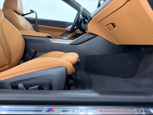 Used 2026 BMW M440i Convertible RWD image 21
