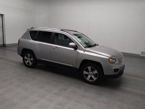 Used 2017 Jeep Compass High Altitude image 11