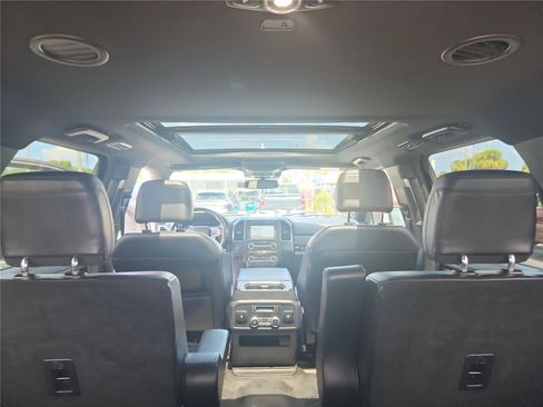 Used 2021 Ford Expedition Limited RWD image 19