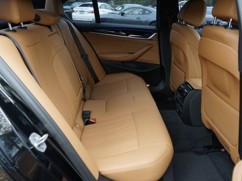 Used 2023 BMW 540i w/ M Sport Package image 21