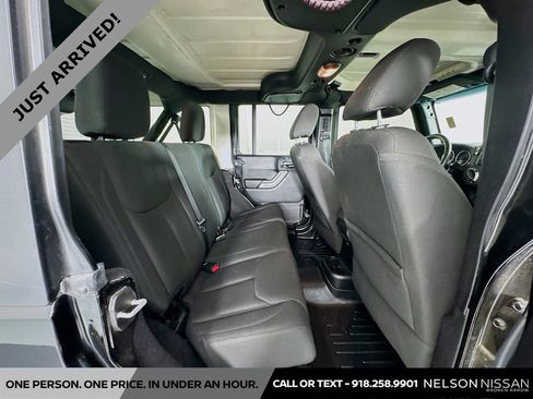Used 2016 Jeep Wrangler Unlimited Sport w/ Quick Order Package 24S AWD/4WD image 23