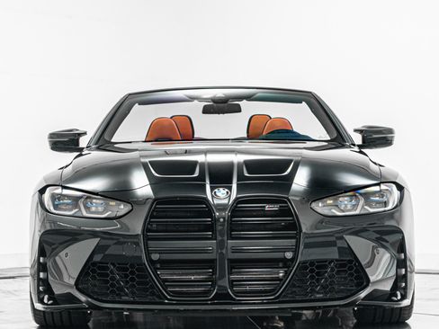 Used 2022 BMW M4 xDrive Competition w/ Executive Package AWD/4WD image 4