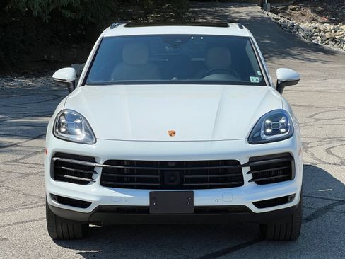 Certified 2023 Porsche Cayenne Platinum Edition AWD/4WD image 7