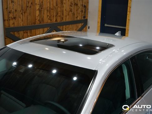 Used 2024 Lexus ES 300h FWD image 8