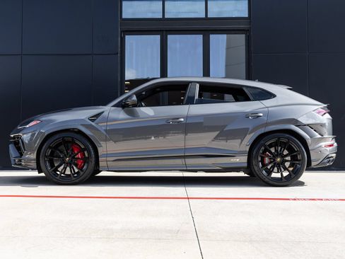 Used 2024 Lamborghini Urus S AWD/4WD image 9