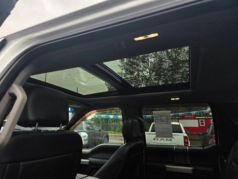 Used 2020 Ford F150 Lariat w/ Equipment Group 502A Luxury image 11