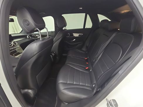Used 2020 Mercedes-Benz GLC 300 4MATIC image 23