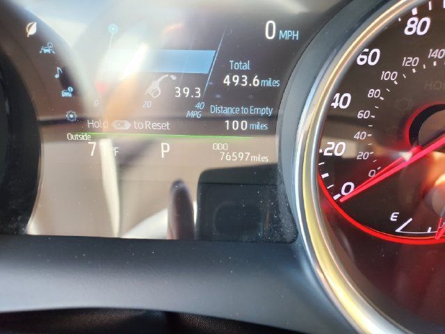 Certified 2019 Toyota Camry XSE FWD image 22