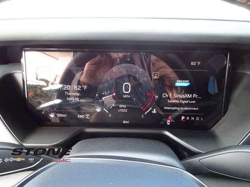 New 2026 GMC Acadia AT4 image 27