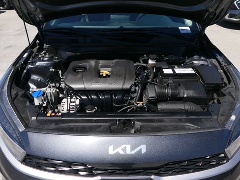 Used 2023 Kia Forte LXS FWD image 28