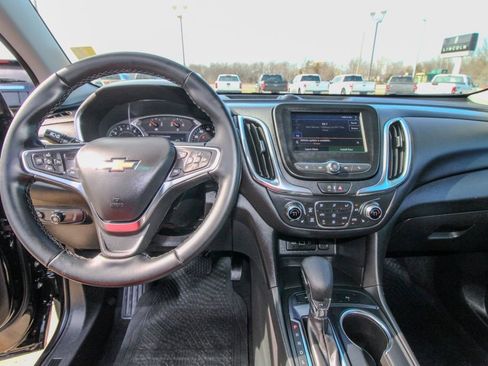 Used 2024 Chevrolet Equinox LT image 28