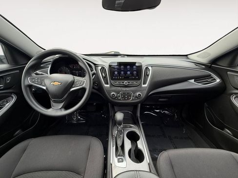 Used 2024 Chevrolet Malibu LT FWD image 11