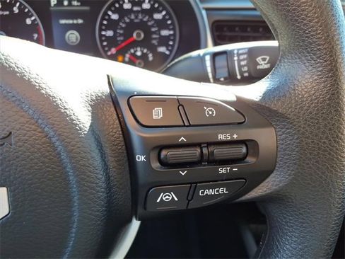 Used 2023 Kia Rio S w/ Technology Package image 21