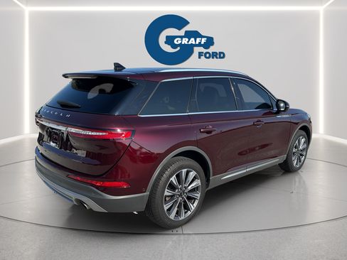 Used 2020 Lincoln Corsair Reserve w/ Equipment Group 201A FWD image 8