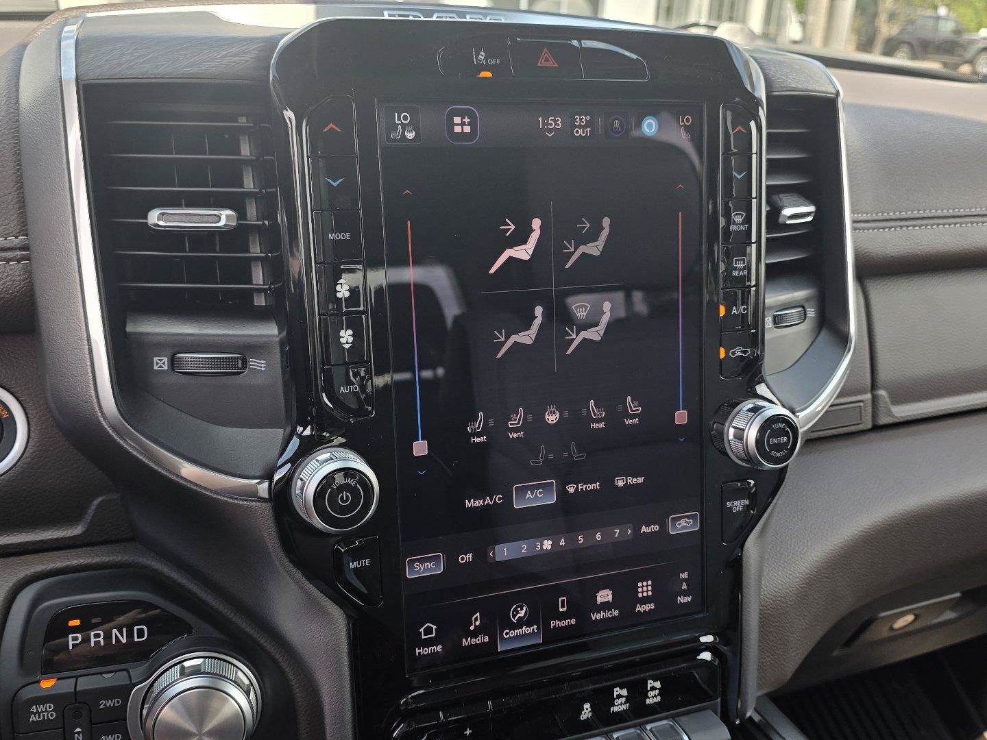 New 2027 RAM 1500 Laramie w/ Laramie Southwest Edition AWD/4WD image 15