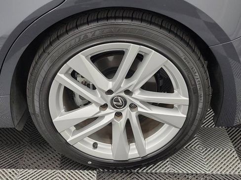 Used 2024 Lexus IS 300 w/ Comfort Package RWD image 10