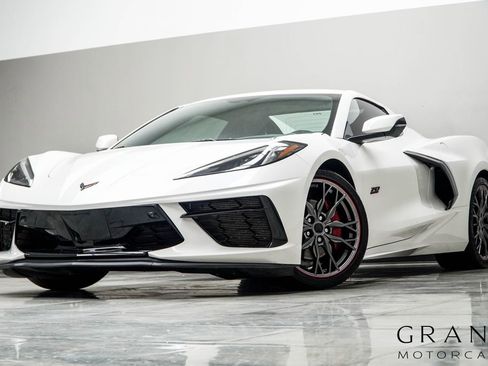 Used 2023 Chevrolet Corvette Stingray Premium Conv RWD image 2
