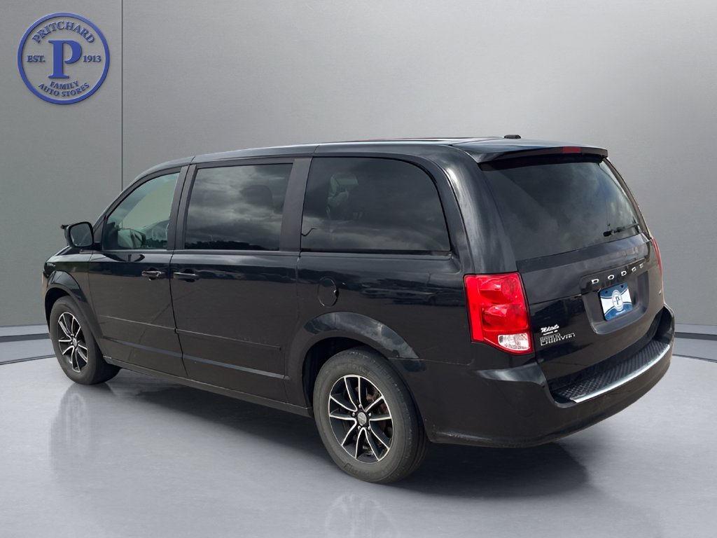 Used 2015 Dodge Grand Caravan R/T w/ Driver Convenience Group FWD image 5