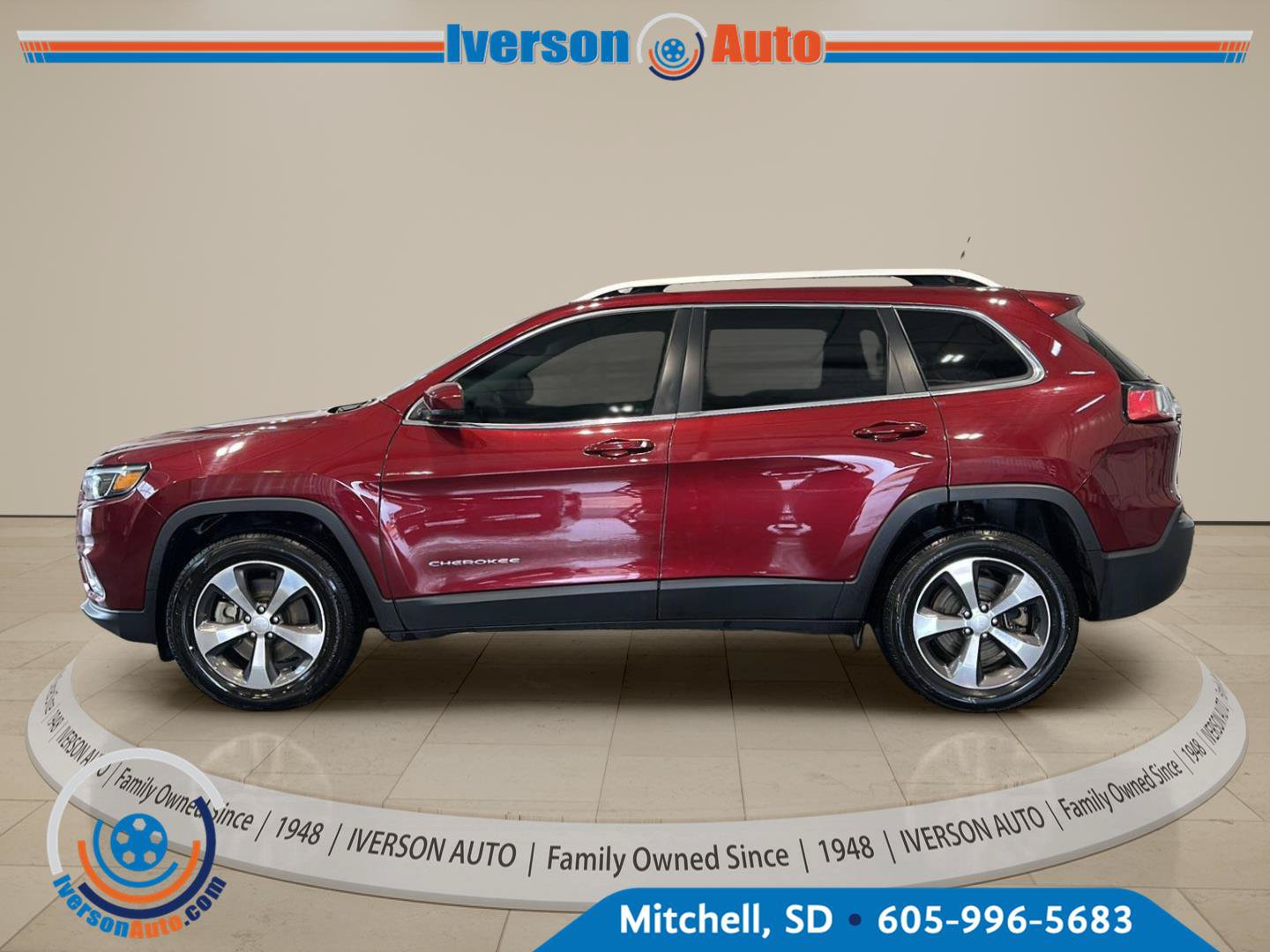 Used 2019 Jeep Cherokee Limited AWD/4WD image 4
