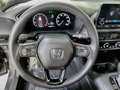 Used 2023 Honda HR-V LX image 11