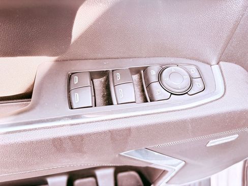 Used 2023 Chevrolet Silverado 1500 LTZ image 19