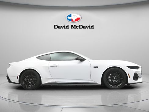 Used 2025 Ford Mustang GT w/ Mustang Nite Pony Package RWD image 33