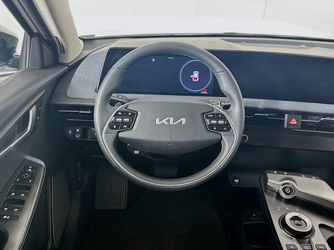 Used 2024 Kia EV6 Wind w/ Wind Technology Package RWD image 17