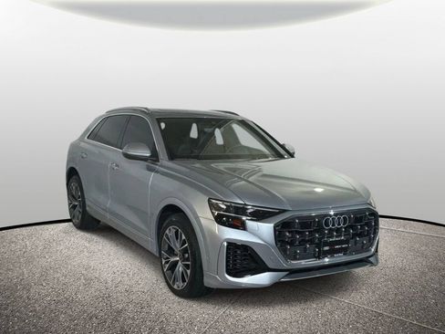 Used 2025 Audi Q8 Premium w/ Convenience Package AWD/4WD image 8