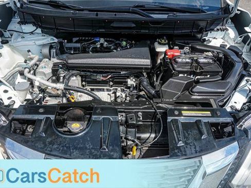 Used 2018 Nissan Rogue SV FWD image 32